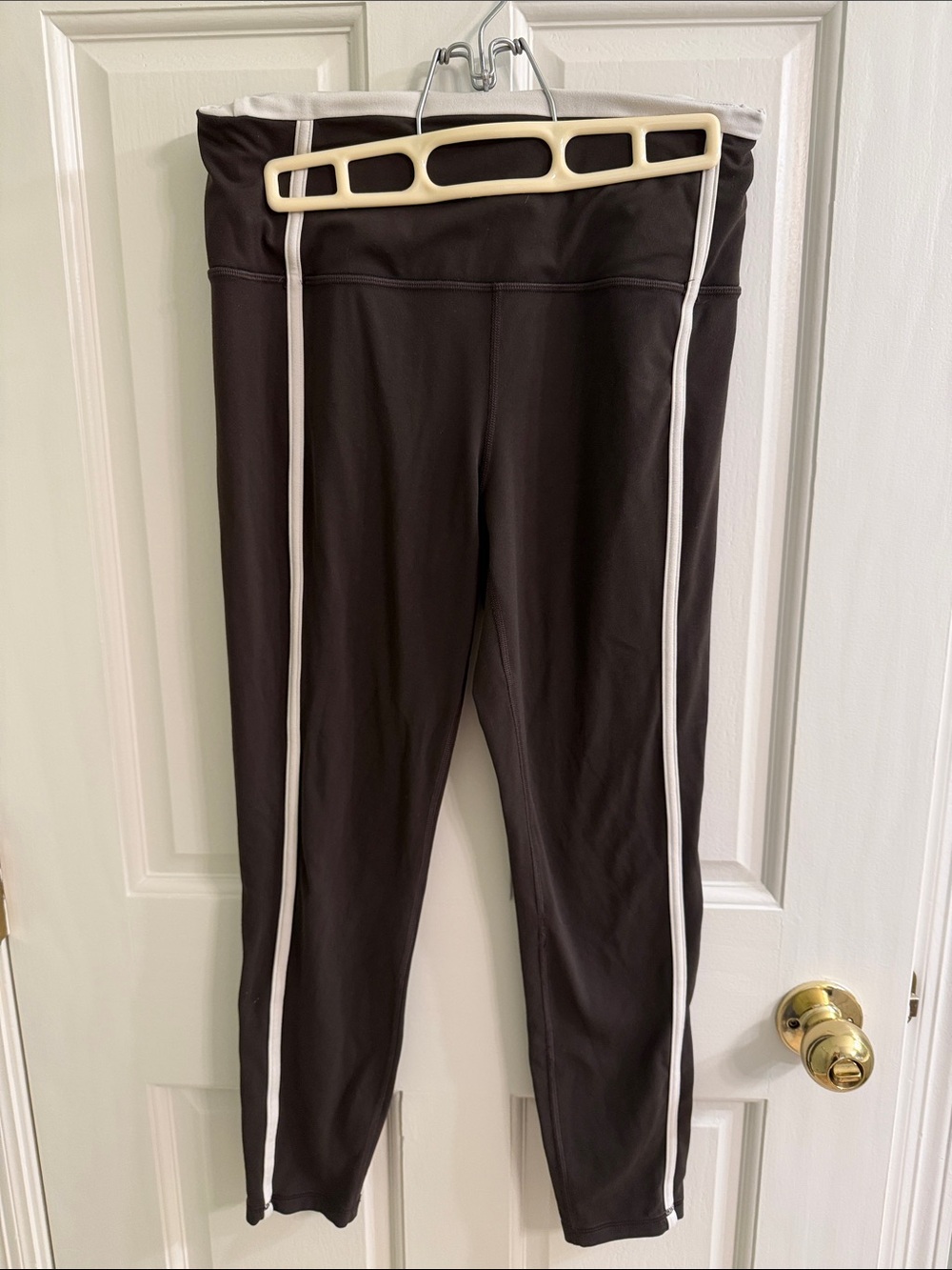 Athleta Brown Leggings with White Side Piping